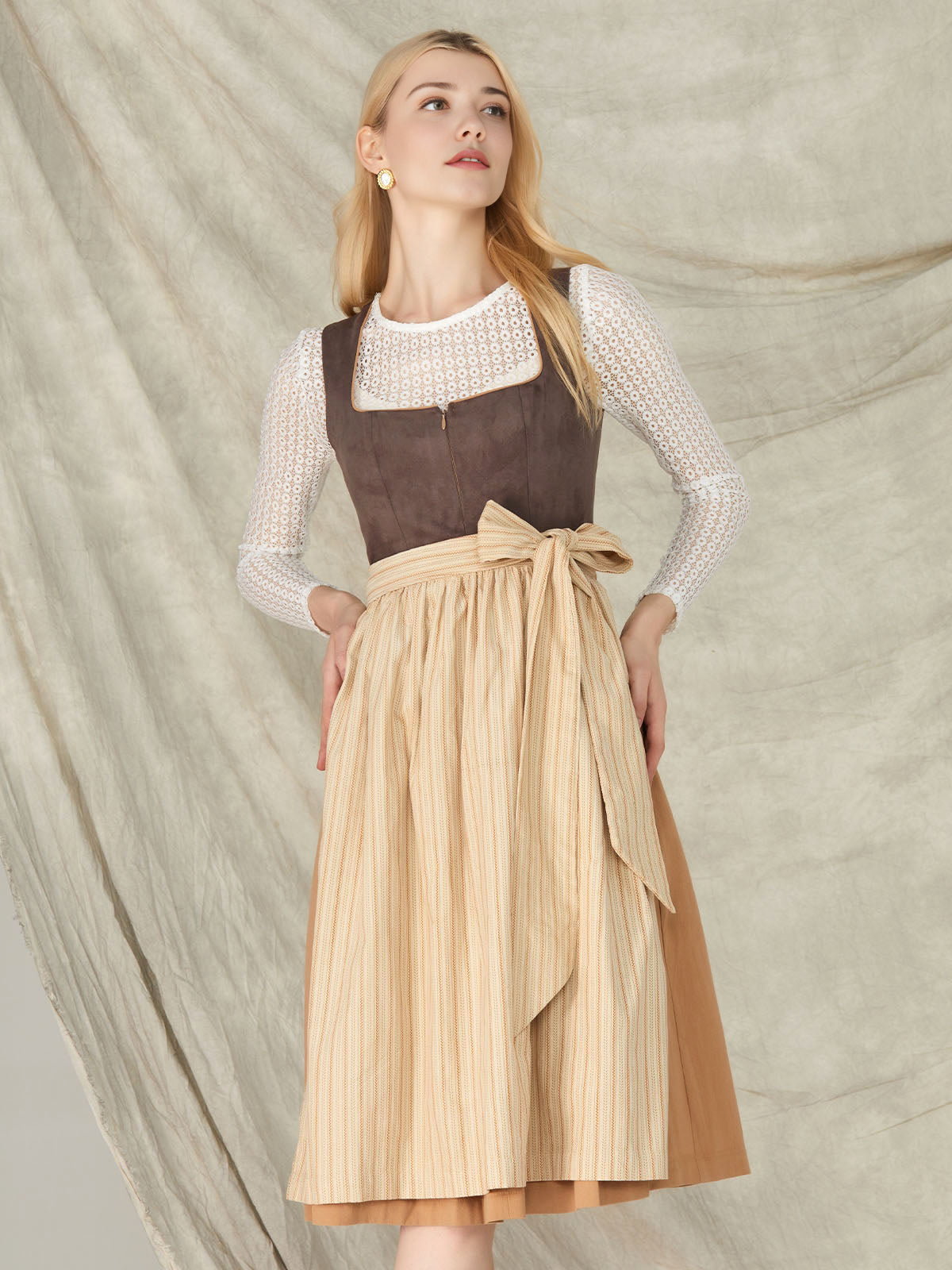 Tradition trifft Innovation: Das braune Dirndl als Symbol der neuen Ästhetik